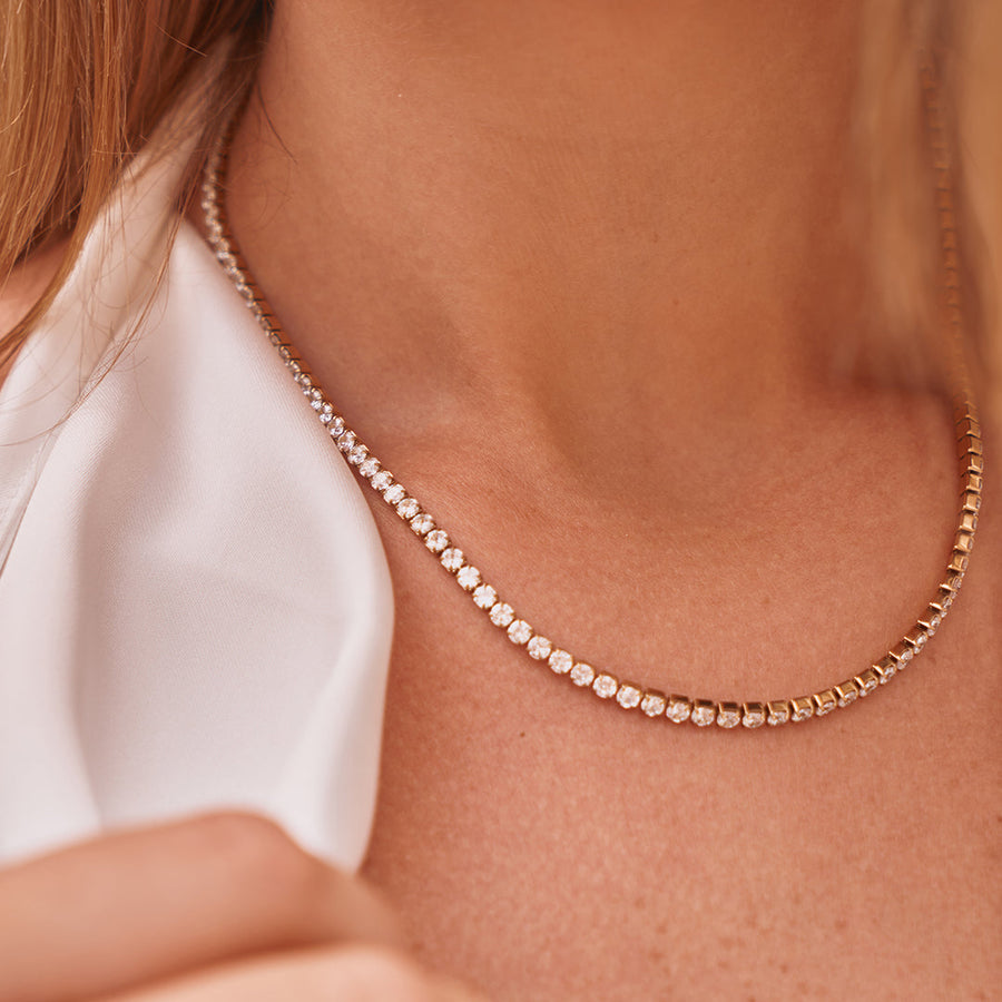 Ava Necklace Gold