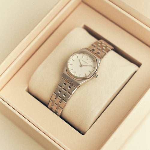Victoria Silver White